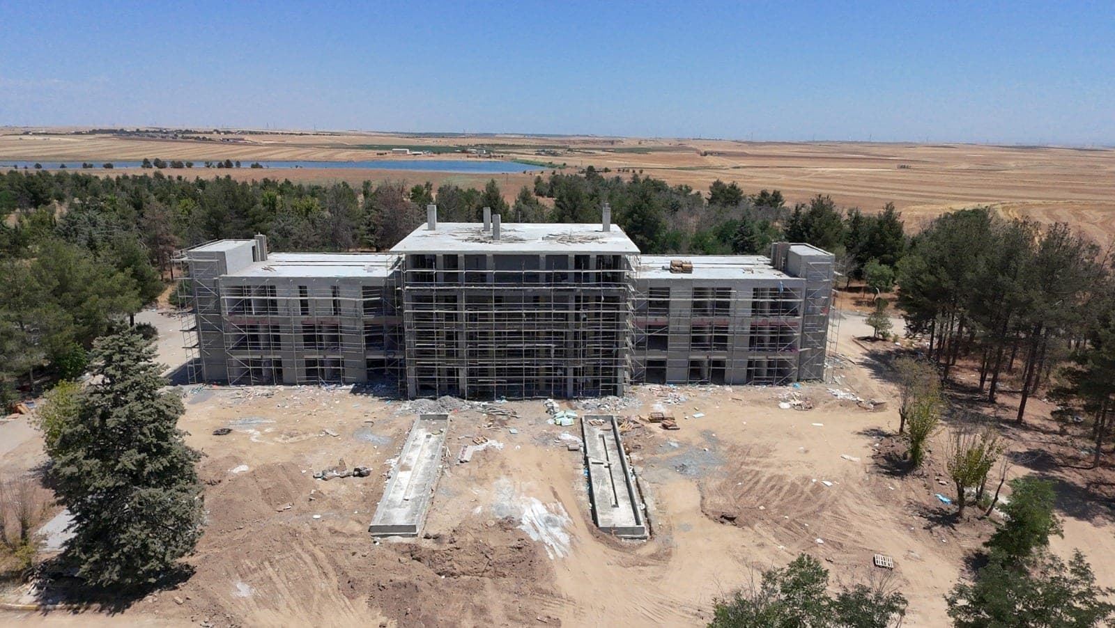 Dicle Üniversitesi Rektörlük Binası — saha fotoğrafı 8